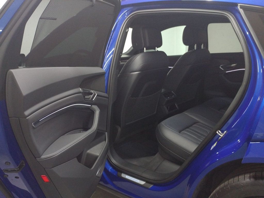 Audi SQ8 e-tron Sportback BLACK COMPETITION|TECH PACK| PREMIUM PACK|22 PO 2024 à Laval, Québec - 9 - w1024h768px