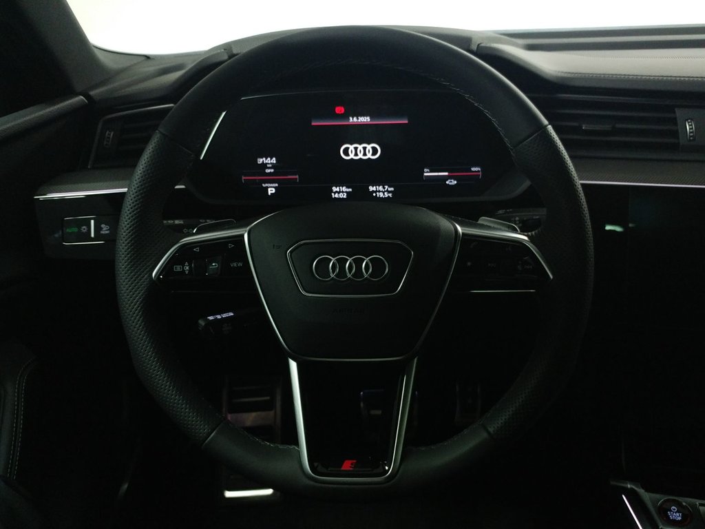 Audi SQ8 e-tron Sportback BLACK COMPETITION|TECH PACK| PREMIUM PACK|22 PO 2024 à Laval, Québec - 17 - w1024h768px
