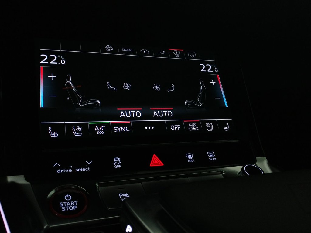 Audi SQ8 e-tron Sportback BLACK COMPETITION|TECH PACK| PREMIUM PACK|22 PO 2024 à Laval, Québec - 15 - w1024h768px