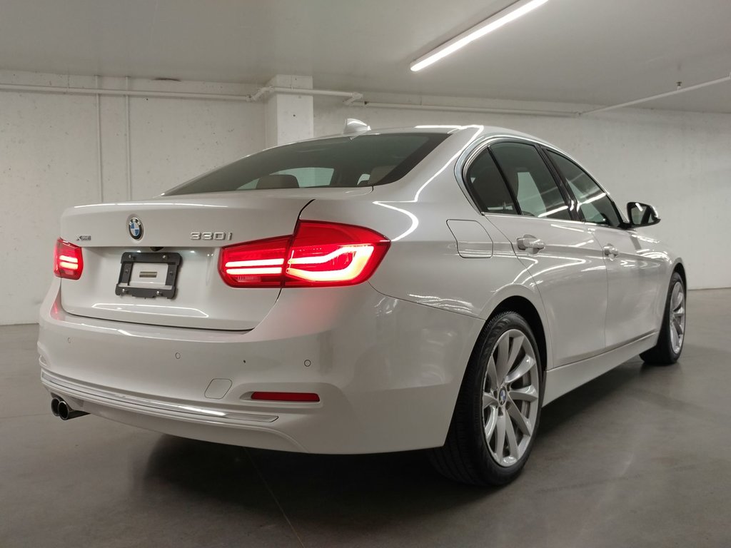 3 Series 330i XDRIVE TOIT | CUIR | NAVI | CMAERA 2017 à Laval, Québec - 4 - w1024h768px