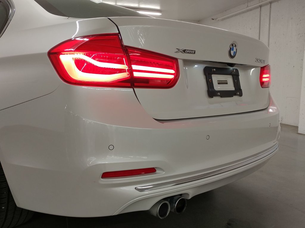 3 Series 330i XDRIVE TOIT | CUIR | NAVI | CMAERA 2017 à Laval, Québec - 19 - w1024h768px