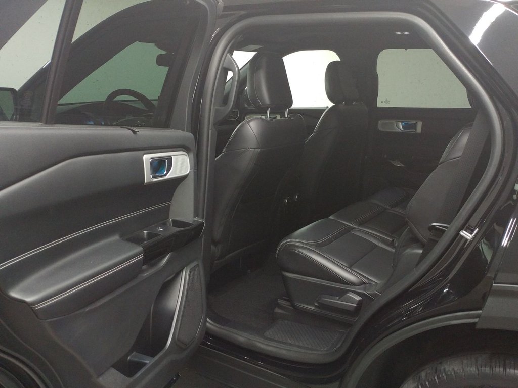 2022 Ford Explorer ST 4WD TOIT PANO|CUIR|NAVI|CARPLAY|CAMERA in Laval, Quebec - 9 - w1024h768px