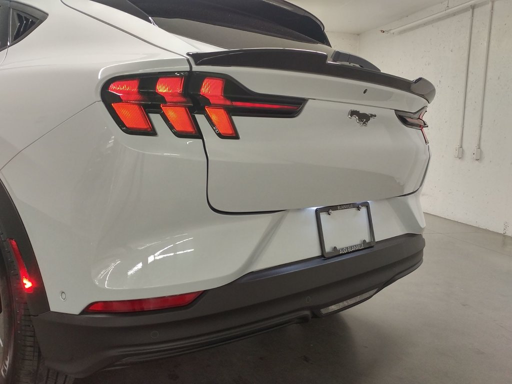 Ford Mustang Mach-E SELECT AWD CUIR | NAVI | CARPLAY|CAMERA 2023 à Laval, Québec - 19 - w1024h768px