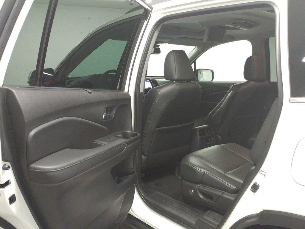 2018 Honda Pilot TOURING AWD CUIR | TOIT | DVD | NAVI | ANGLE MORT in Laval, Quebec - 9 - w1024h768px