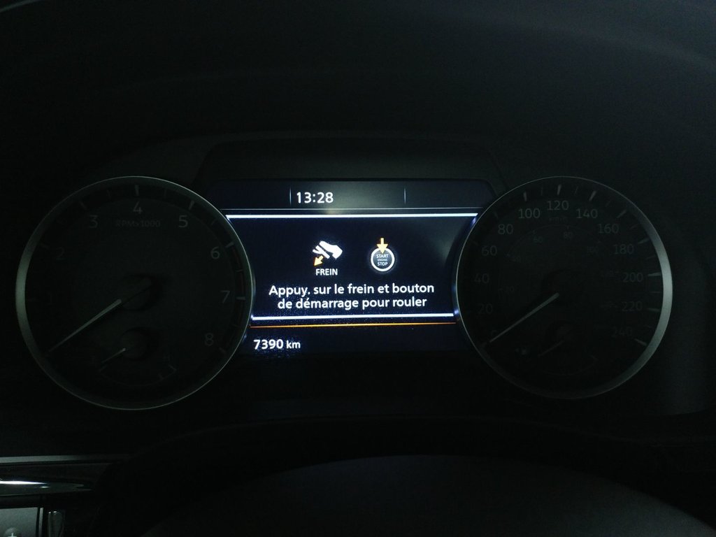 Infiniti QX60 PURE AWD TOIT PANO|CUIR|CARPLAY|CAMERA 2025 à Laval, Québec - 13 - w1024h768px