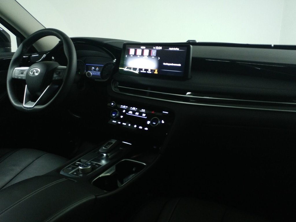 Infiniti QX60 PURE AWD TOIT PANO|CUIR|CARPLAY|CAMERA 2025 à Laval, Québec - 7 - w1024h768px