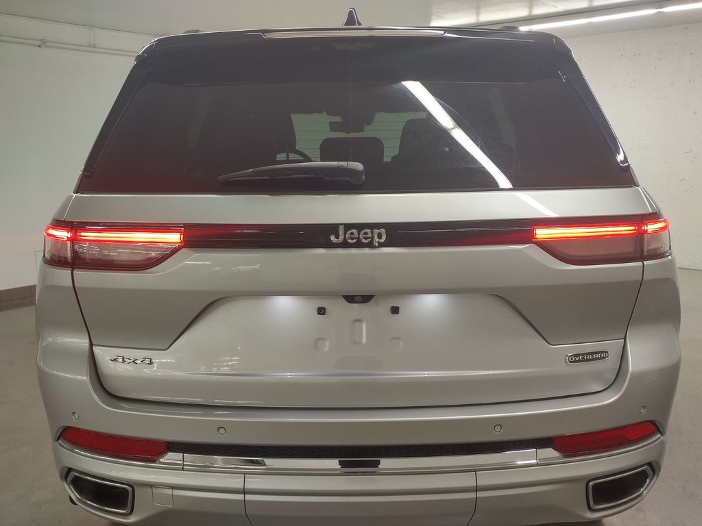 Jeep Grand Cherokee OVERLAND 4X4 TOIT PANO|NAVI|CARPLAY|ANGLE MORT 2023 à Laval, Québec - 5 - w1024h768px