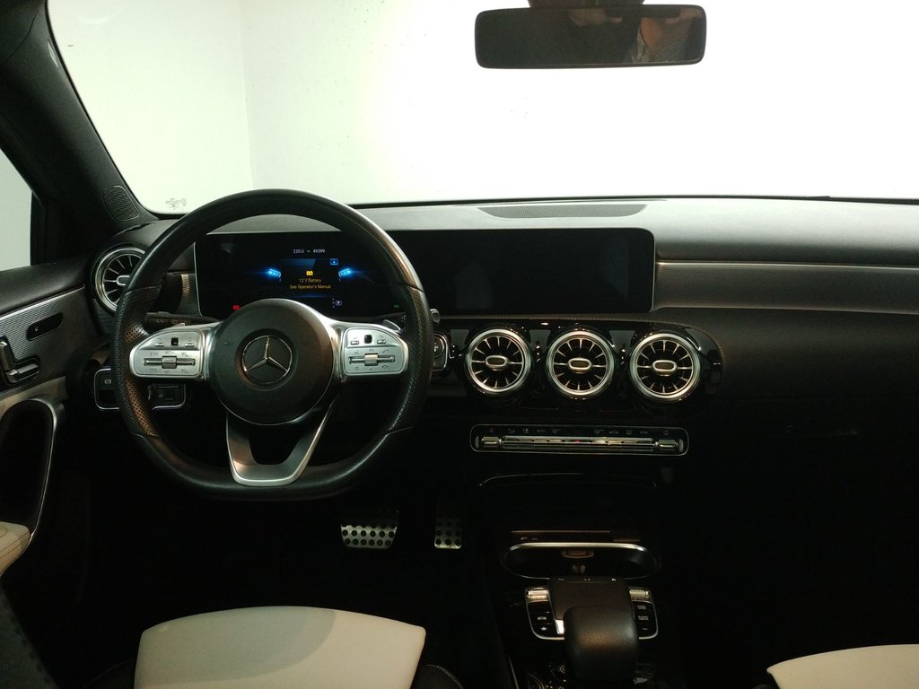 Mercedes-Benz A-Class A 250 4MATIC TOIT PANO|NIGHT PACK|PREMIUM PACK 2019 à Laval, Québec - 10 - w1024h768px