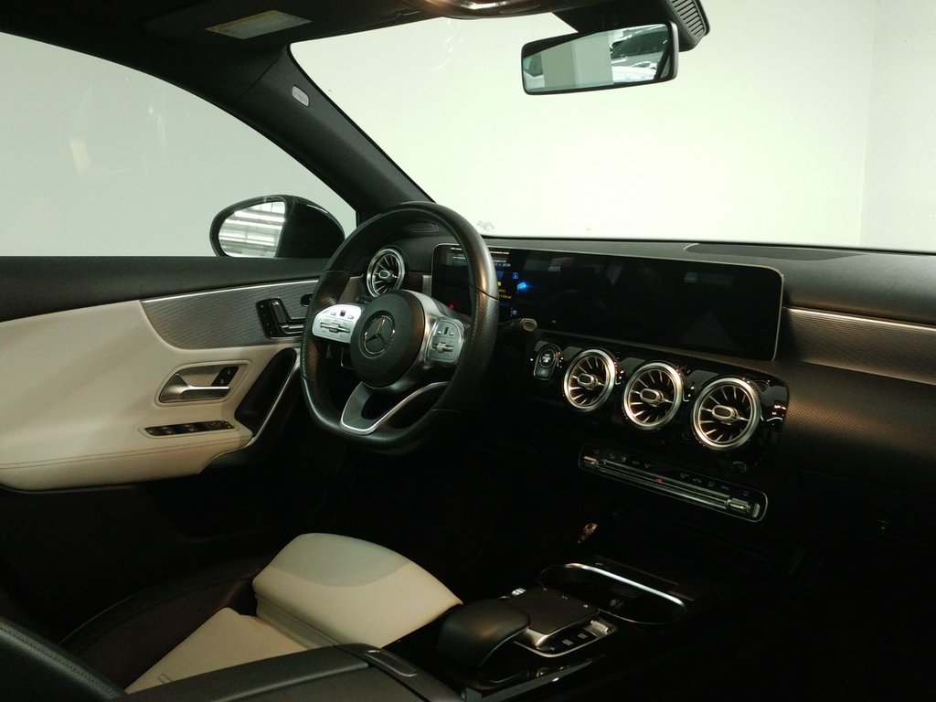 Mercedes-Benz A-Class A 250 4MATIC TOIT PANO|NIGHT PACK|PREMIUM PACK 2019 à Laval, Québec - 7 - w1024h768px