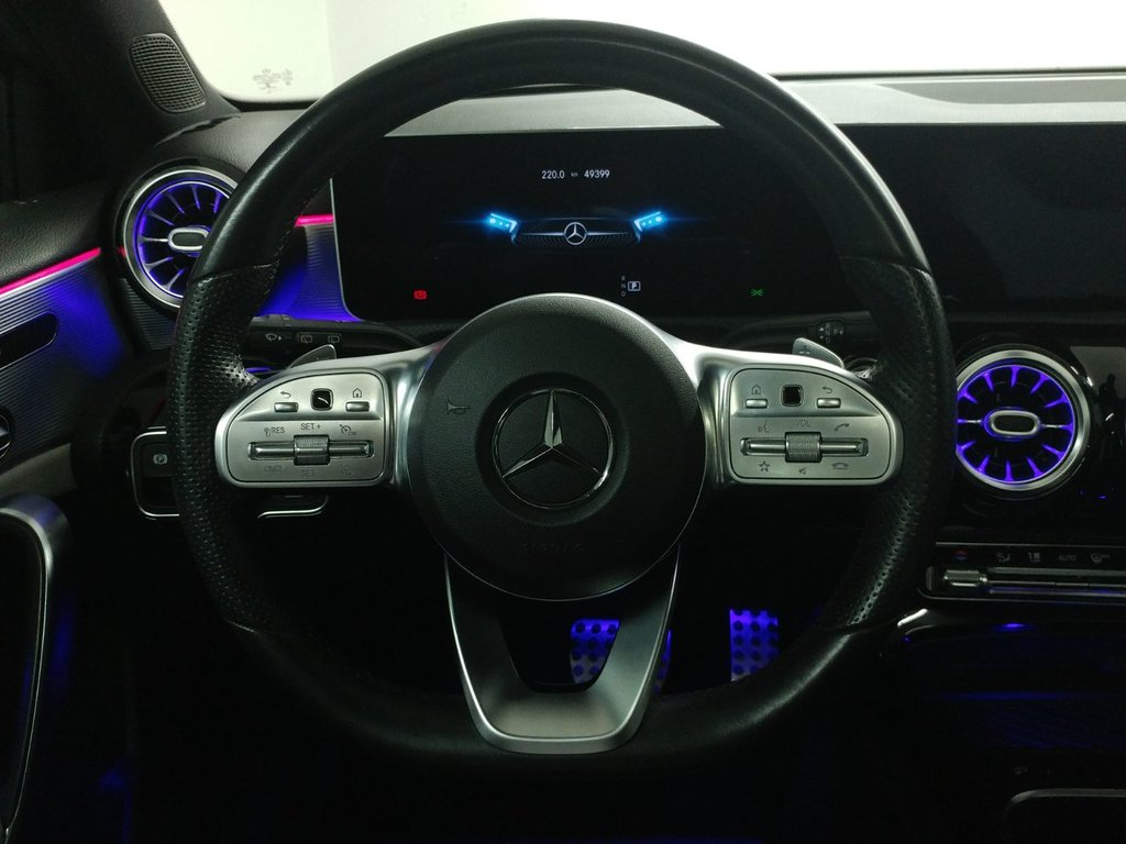 Mercedes-Benz A-Class A 250 4MATIC TOIT PANO|NIGHT PACK|PREMIUM PACK 2019 à Laval, Québec - 17 - w1024h768px