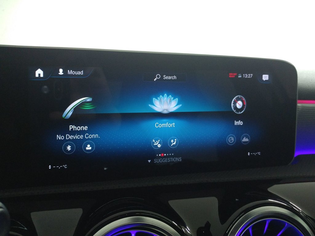 Mercedes-Benz A-Class A 250 4MATIC TOIT PANO|NIGHT PACK|PREMIUM PACK 2019 à Laval, Québec - 14 - w1024h768px