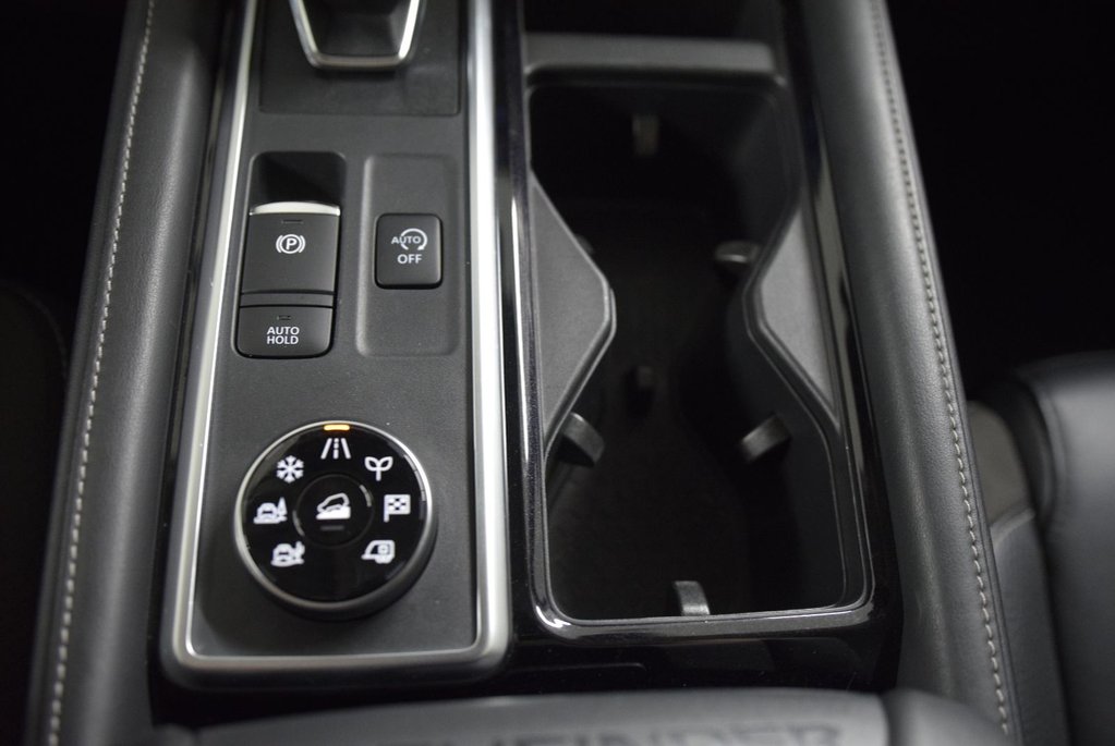 Nissan Pathfinder SL AWD CUIR TOIT|BOSE|ANGLE MORT|NAVI|CARPLAY 2023 à Laval, Québec - 25 - w1024h768px