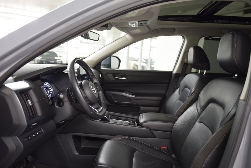 Nissan Pathfinder SL AWD CUIR TOIT|BOSE|ANGLE MORT|NAVI|CARPLAY 2023 à Laval, Québec - 13 - w1024h768px