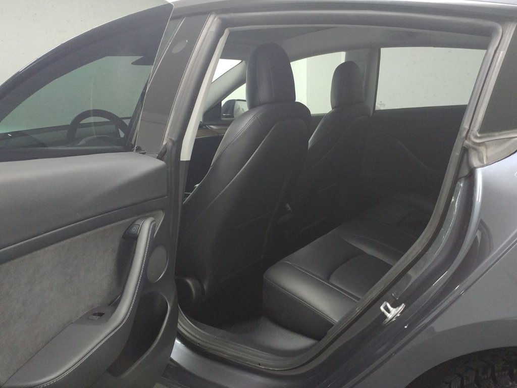 2023 Tesla MODEL 3 SR CUIR | NAVIGATION | CAMERA in Laval, Quebec - 9 - w1024h768px