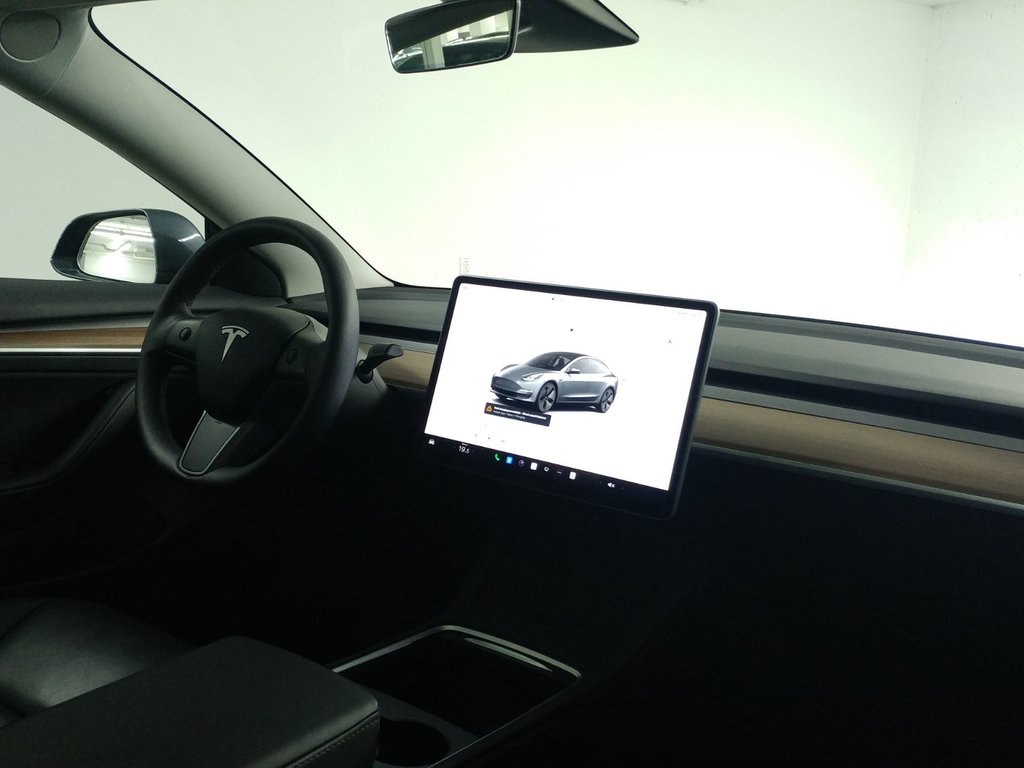 2023 Tesla MODEL 3 SR CUIR | NAVIGATION | CAMERA in Laval, Quebec - 7 - w1024h768px