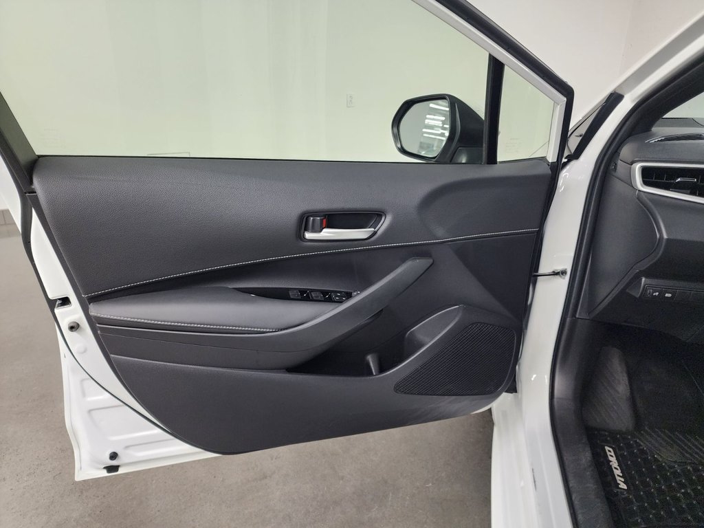 2025 Toyota Corolla Hatchback SE 5-DOOR AUTO|CAMERA|BLUETOOTH in Laval, Quebec - 12 - w1024h768px
