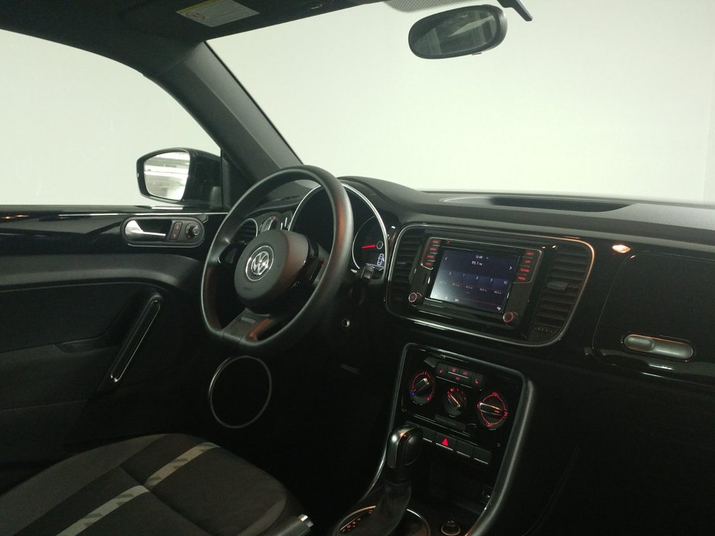 2018 Volkswagen Beetle TRENDLINE AUTO|BLUETOOTH|SIEGES CHAUFFANT in Laval, Quebec - 7 - w1024h768px