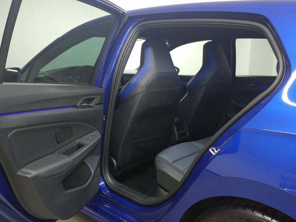 Volkswagen Golf R MANUELLE AWD |CUIR|HARMON KARDON|NAVI 2024 à Laval, Québec - 9 - w1024h768px