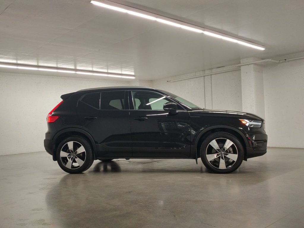 2022  XC40 T4 MOMENTUM AWD TOIT | CUIR | CAMERA | ANGLE MORT in Laval, Quebec - 3 - w1024h768px