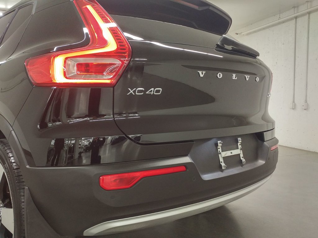 2022  XC40 T4 MOMENTUM AWD TOIT | CUIR | CAMERA | ANGLE MORT in Laval, Quebec - 20 - w1024h768px