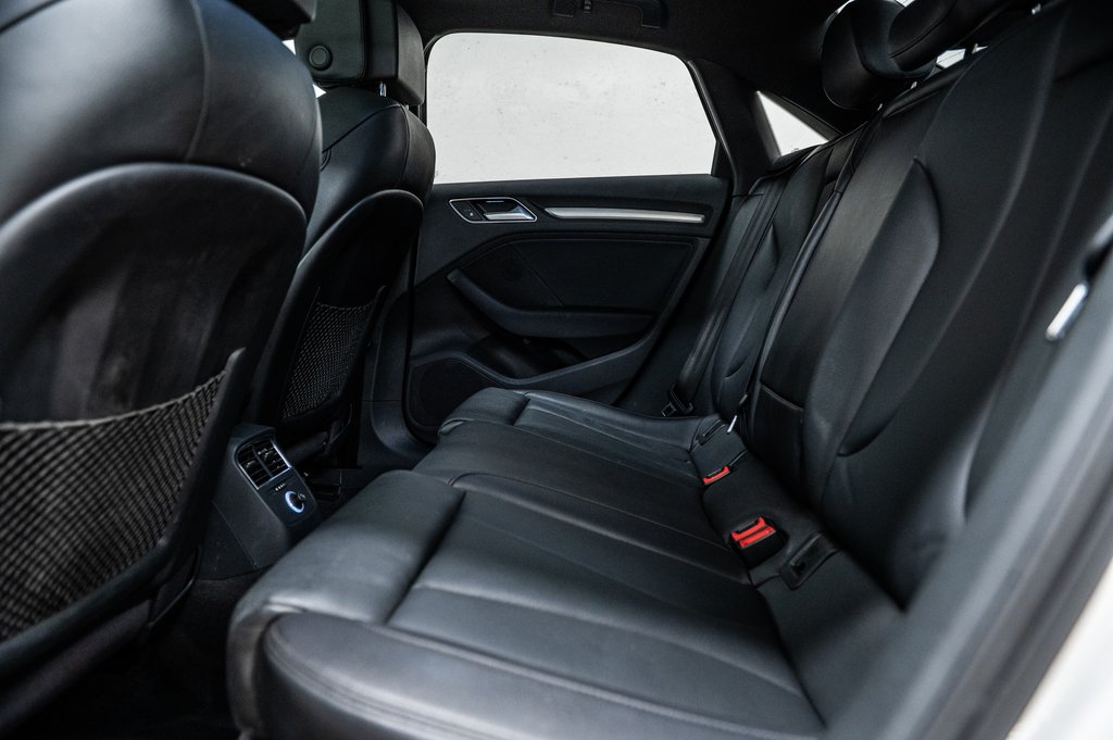 Audi A3 PROGRESSIV S-LINE PREMIUM PKG 2019 à Laval, Québec - 28 - w1024h768px