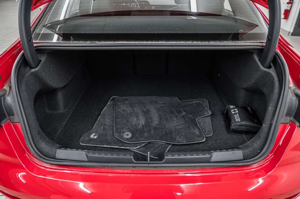 2022 Audi A3 SEDAN KOMFORT QUATTRO in Laval, Quebec - 11 - w1024h768px