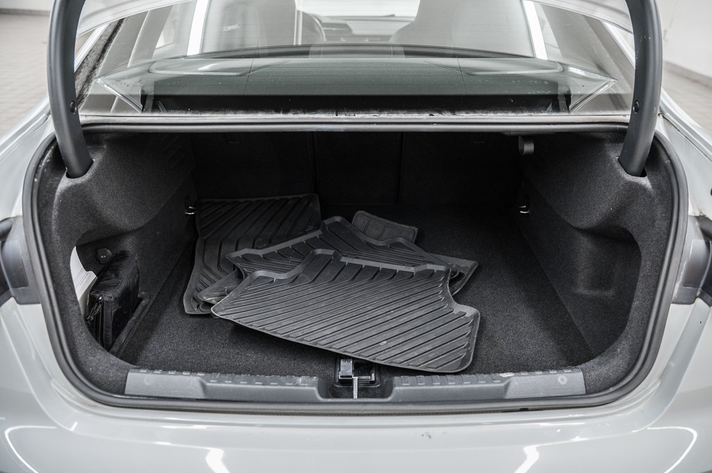 2022 Audi A3 Sedan TECHNIK S-LINE QUATTRO in Laval, Quebec - 12 - w1024h768px