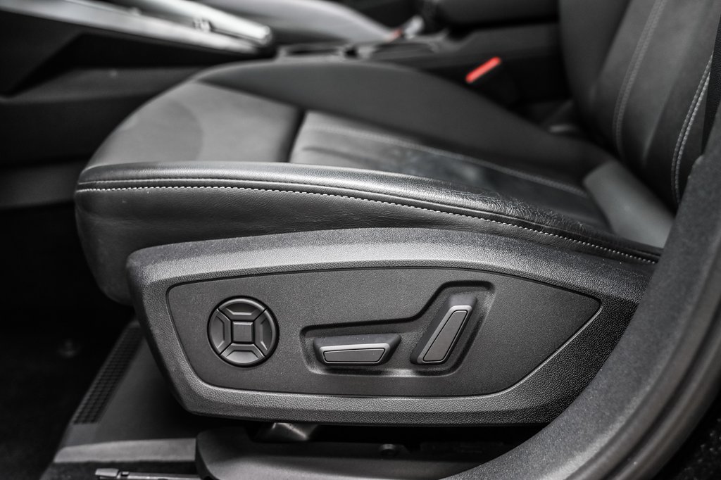 Audi A3 Sedan KOMFORT QUATTRO 18 PCS 2022 à Laval, Québec - 10 - w1024h768px