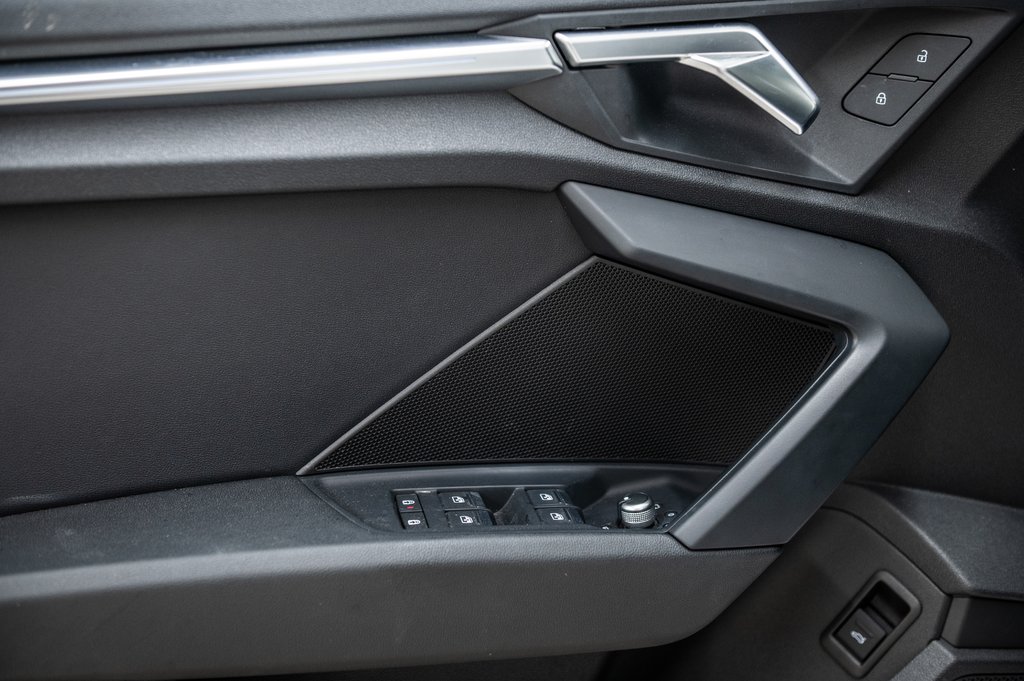 2022 Audi A3 Sedan PROGRESSIV S-LINE QUATTRO in Laval, Quebec - 13 - w1024h768px