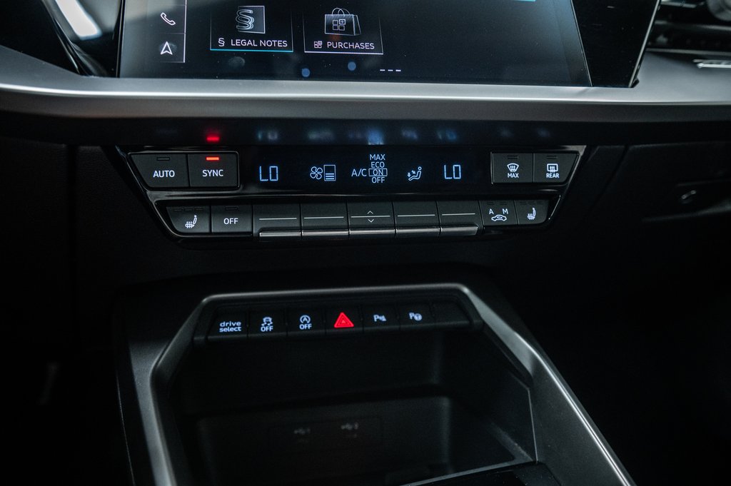 Audi A3 Sedan KOMFORT QUATTRO 18 PCS 2023 à Laval, Québec - 20 - w1024h768px