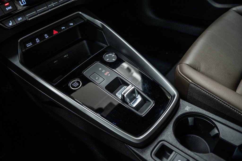 Audi A3 Sedan KOMFORT QUATTRO 18 PCS 2023 à Laval, Québec - 24 - w1024h768px