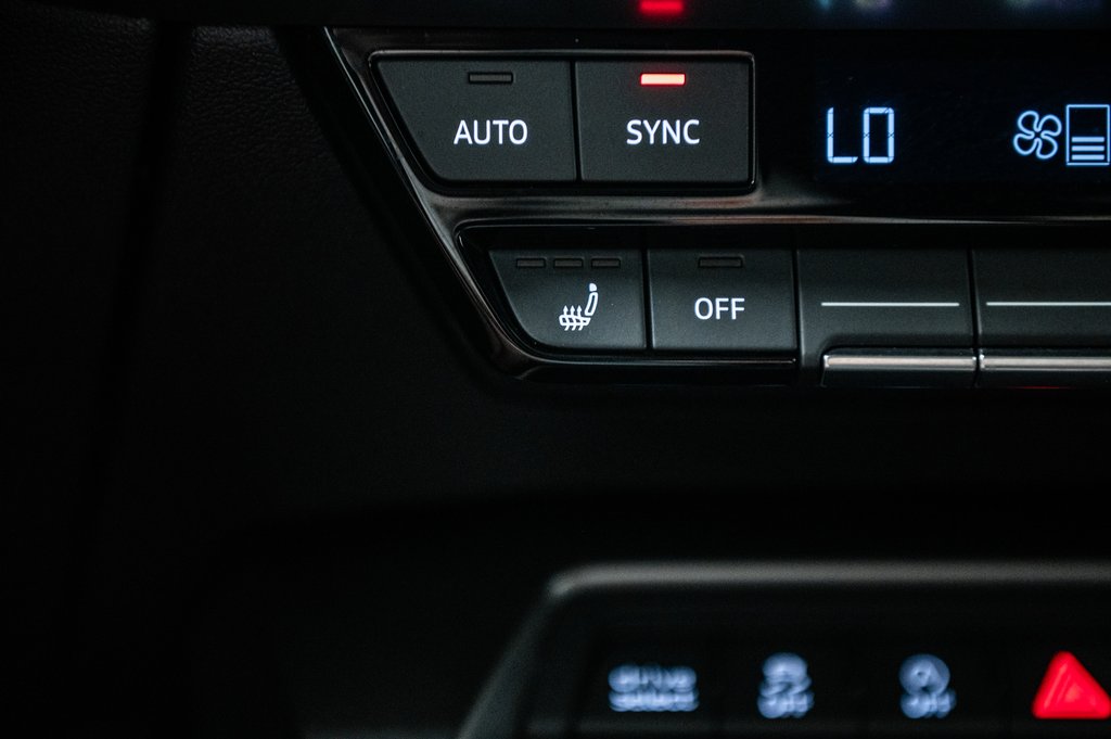 Audi A3 Sedan KOMFORT QUATTRO 18 PCS 2023 à Laval, Québec - 21 - w1024h768px