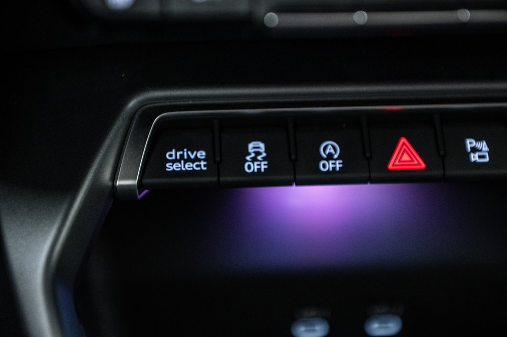 2025 Audi A3 Sedan PROGRESSIV QUATTRO in Laval, Quebec - 22 - w1024h768px