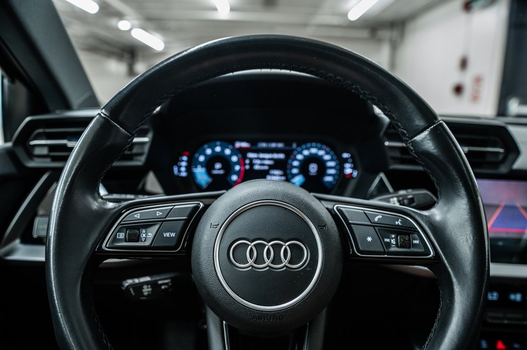 Audi A3 Komfort QUATTRO 18 PCS TOIT CUIR CARPLAY 2023 à Laval, Québec - 16 - w1024h768px