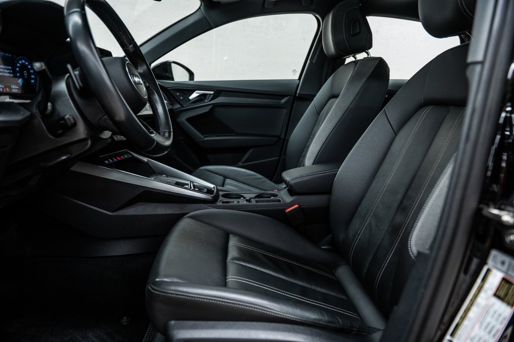 Audi A3 Komfort QUATTRO 18 PCS TOIT CUIR CARPLAY 2023 à Laval, Québec - 13 - w1024h768px