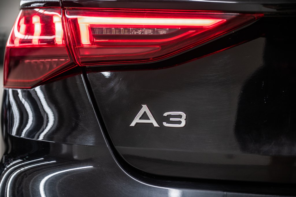 Audi A3 Komfort QUATTRO 18 PCS TOIT CUIR CARPLAY 2023 à Laval, Québec - 9 - w1024h768px