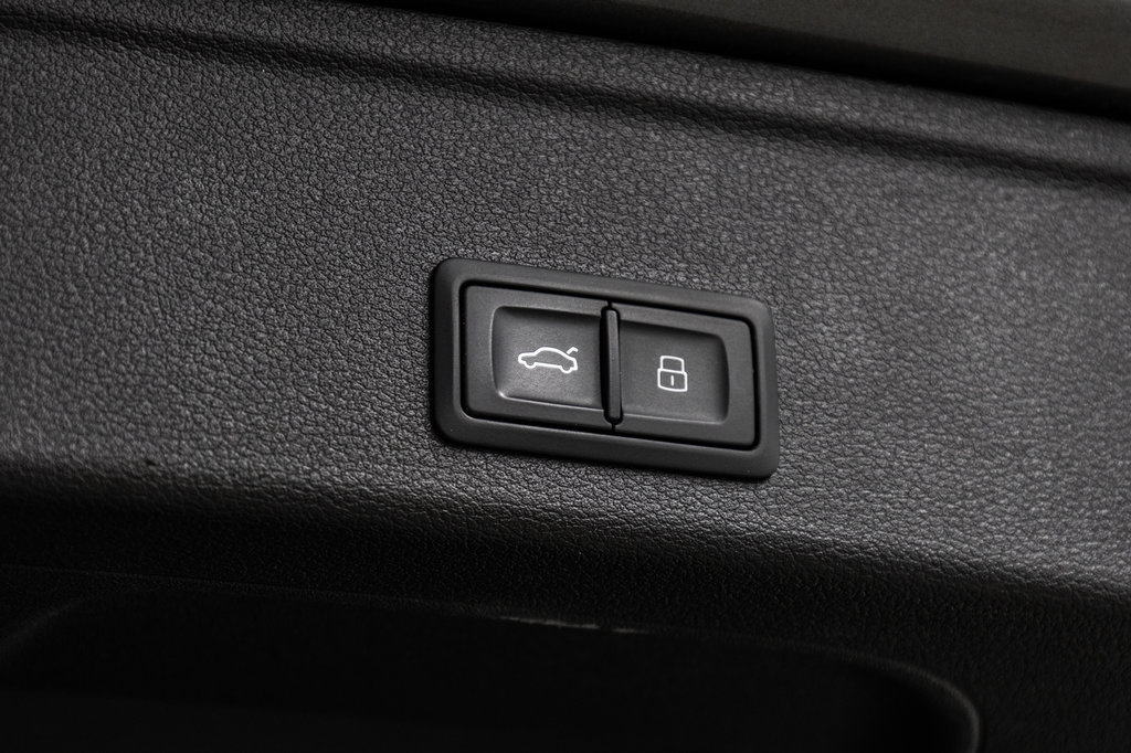 Audi A4 allroad KOMFORT ENSEMBLE COMMODITÉS QUATTRO 2021 à Laval, Québec - 12 - w1024h768px