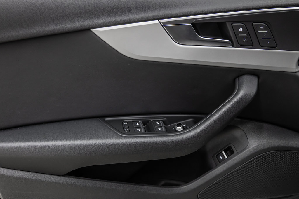 Audi A4 allroad KOMFORT ENSEMBLE COMMODITÉS QUATTRO 2021 à Laval, Québec - 13 - w1024h768px