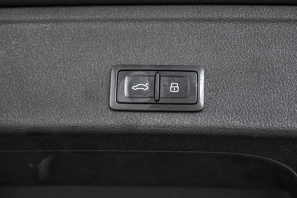 2023 Audi A4 allroad KOMFORT QUATTRO 33500KMS in Laval, Quebec - 11 - w1024h768px
