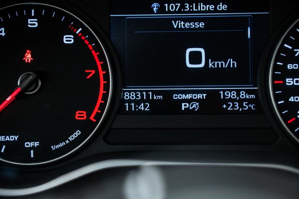 Audi A4 Sedan KOMFORT ENS COMMODITÉ 2018 à Laval, Québec - 18 - w1024h768px