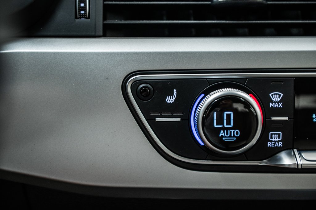 Audi A4 Sedan KOMFORT ENS COMMODITÉ 2018 à Laval, Québec - 21 - w1024h768px