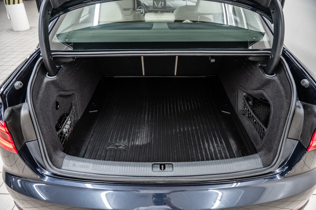 Audi A4 Sedan KOMFORT ENS COMMODITÉ 2018 à Laval, Québec - 11 - w1024h768px