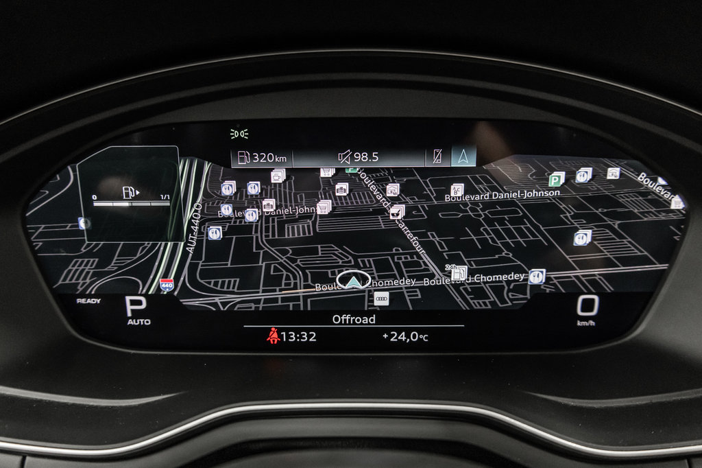 Audi A4 Sedan TECHNIK S-LINE BLACK PKG 19 PCS 2021 à Laval, Québec - 18 - w1024h768px