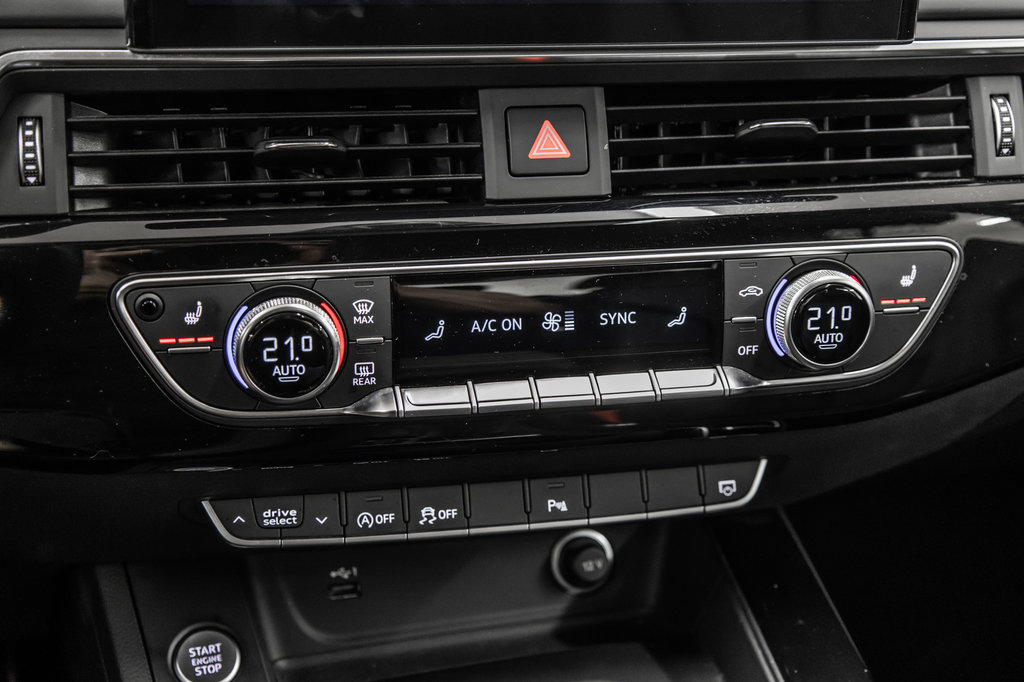 Audi A4 Sedan TECHNIK S-LINE BLACK PKG 19 PCS 2021 à Laval, Québec - 26 - w1024h768px