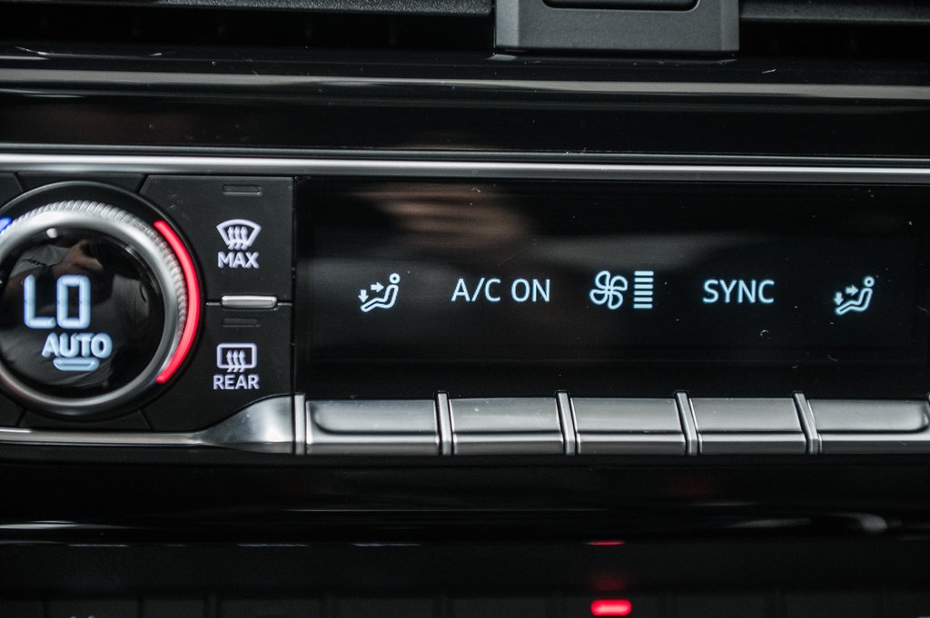 2022 Audi A4 Sedan TECHNIK S-LINE BLACK OPTIC HUD in Laval, Quebec - 24 - w1024h768px