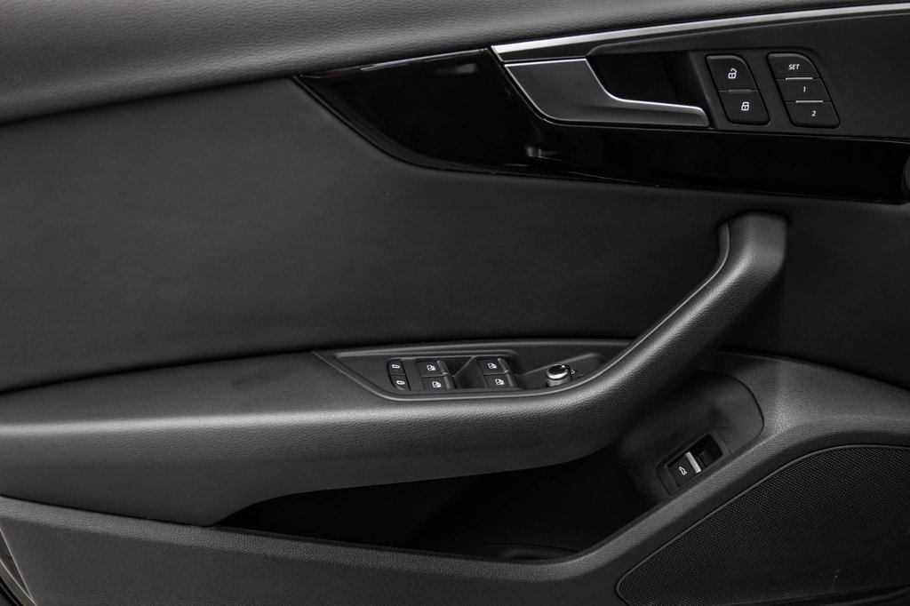 2022 Audi A4 Sedan KOMFORT VORSPRUNG EDITION in Laval, Quebec - 12 - w1024h768px
