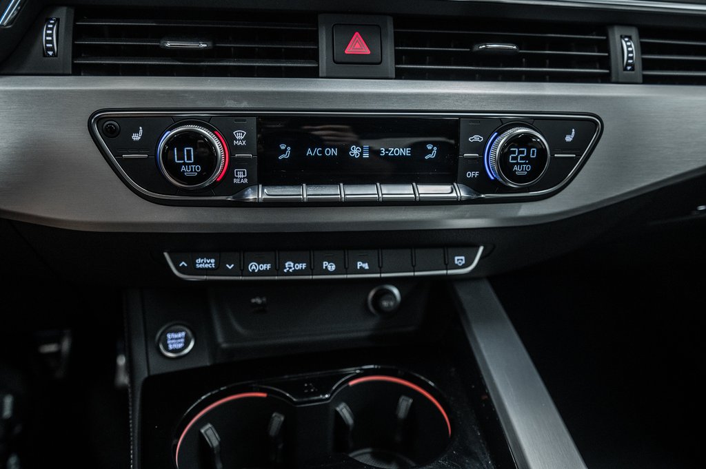 2023 Audi A4 Sedan PROGRESSIV S-LINE BLACK PKG 19 PCS in Laval, Quebec - 22 - w1024h768px