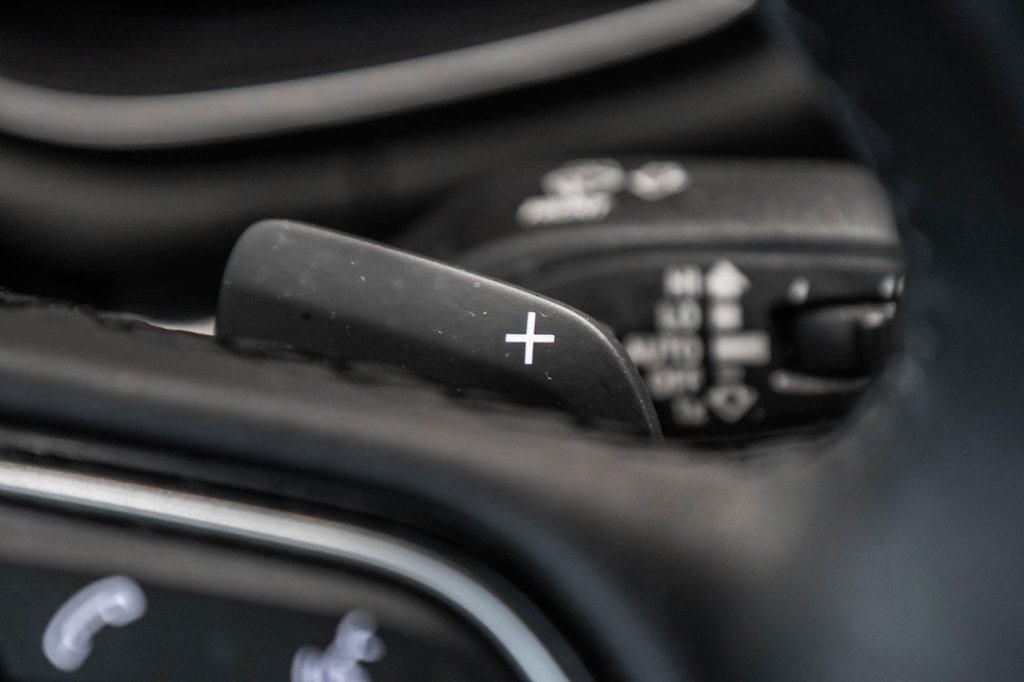 Audi A4 Sedan PROGRESSIV 2023 à Laval, Québec - 20 - w1024h768px