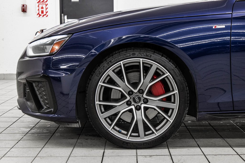 2023 Audi A4 Sedan PROGRESSIV S-LINE BLACK PKG in Laval, Quebec - 8 - w1024h768px