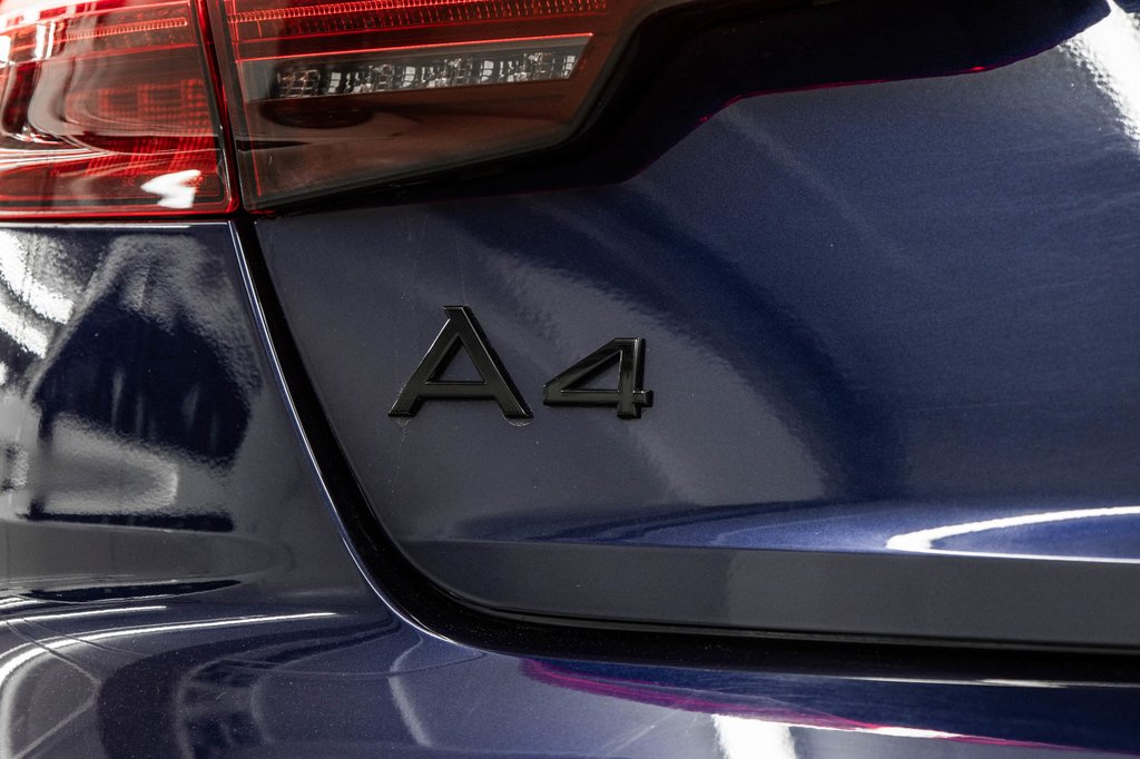 2023 Audi A4 Sedan PROGRESSIV S-LINE BLACK PKG in Laval, Quebec - 9 - w1024h768px